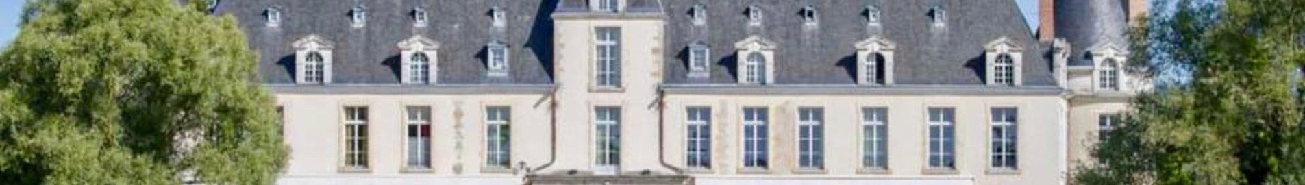 Wynajem helikoptera do Château D’Augerville w pobliżu Fontainebleau