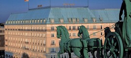 Frankfurt - Figari : wynajem prywatnych odrzutowców