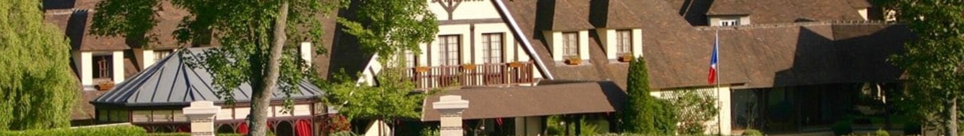 Hostellerie La Briqueterie Epernay Szampańska eskapada dla smakoszy helikopterem