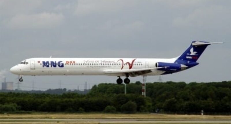 location de jet privé : cabine vide MD-82 élégante