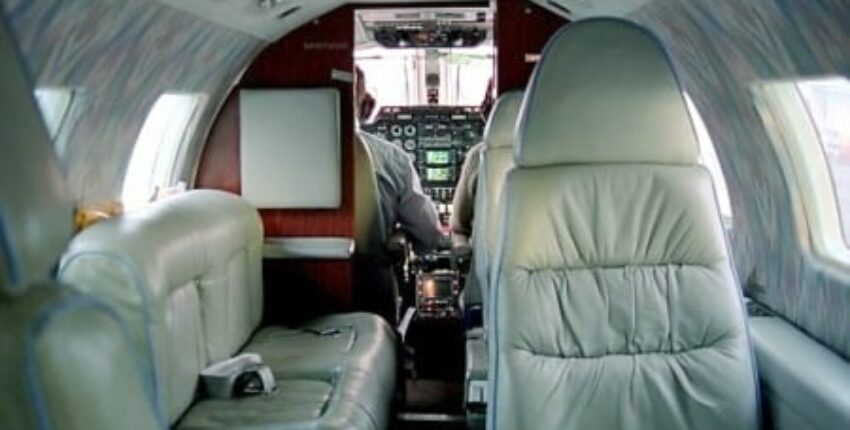 location jet privé - vue cockpit MITSUBISHI MU-2