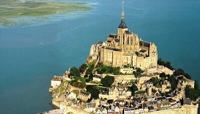 Wynajem helikoptera, aby odkryć Mont-Saint-Michel