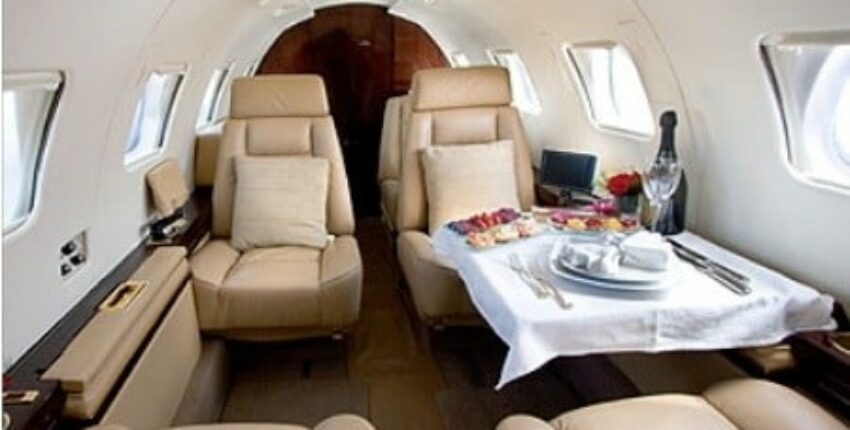 location de jet privé - Intérieur luxueux SABRELINER 65
