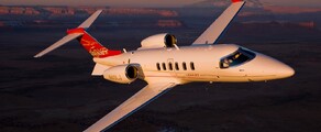LEARJET 40 XR: wynajem prywatnych odrzutowców 