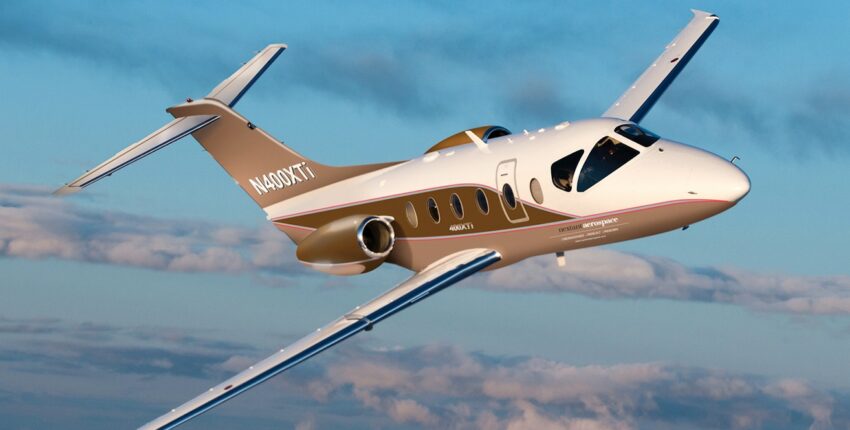 location jet privé Nextant 400 XT volant dans le ciel