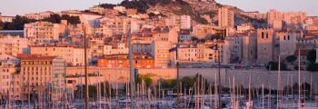 Saint-Sébastien : vue aérienne de la baie en croissant.