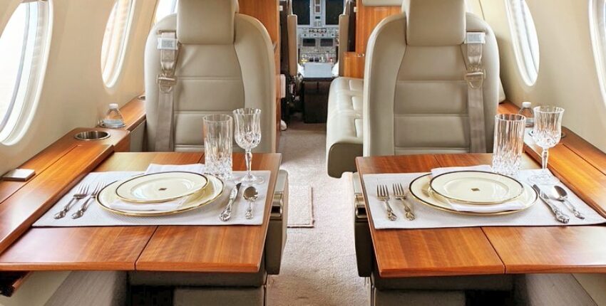 location jet privé : intérieur du Nextant 400 XT luxueux