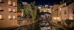 Saint-Tropez - Luksemburg: wynajem prywatnych odrzutowców