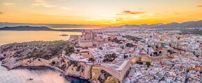 Neapol - Ibiza: wynajem prywatnych odrzutowców