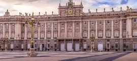 Santiago de Compostela: Wynajem prywatnych odrzutowców i helikopterów 
