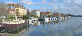 Tours Val-de-Loire: wynajem prywatnych odrzutowców 