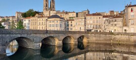 Tarbes Lourdes Pireneje: wynajem prywatnych odrzutowców 