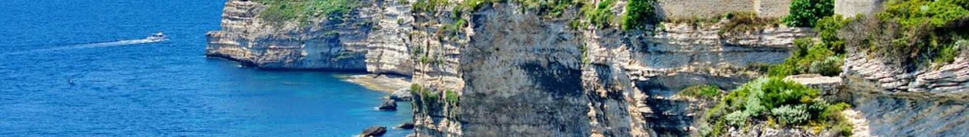 Bonifacio: Wynajem prywatnych odrzutowców
