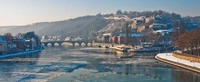 Wynajem prywatnych odrzutowców w Namur 