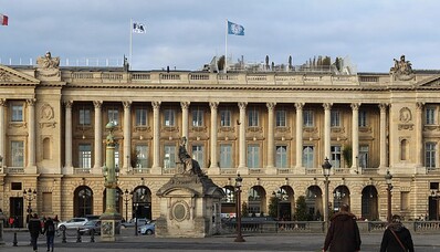 Luksusowy hotel w Paryżu: w Hotel de Crillon doświadczysz luksusu i elegancji w samym sercu Paryża