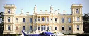 Château de Ferrières: doświadczenie z helikopterem