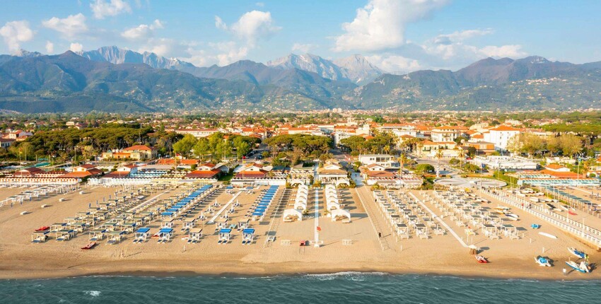 Forte dei Marmi: Transfer helikopterem