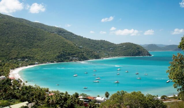 Saint-Thomas - Tortola: transfer helikopterem